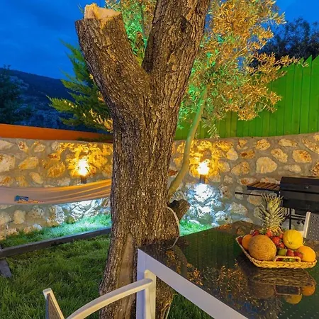 Islamlar With Private Pool 3248 Kalkan