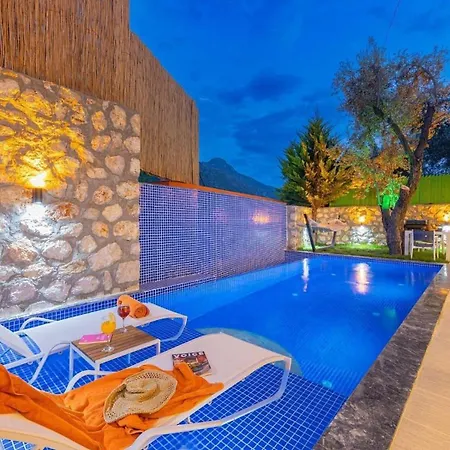 Islamlar With Private Pool 3248